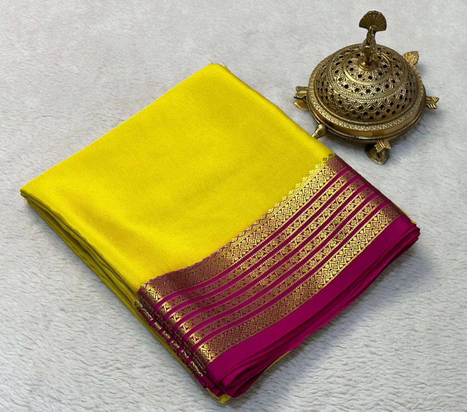 Sophisticated Heritage: Mysore Silk Saree in Bold Contrast Borders