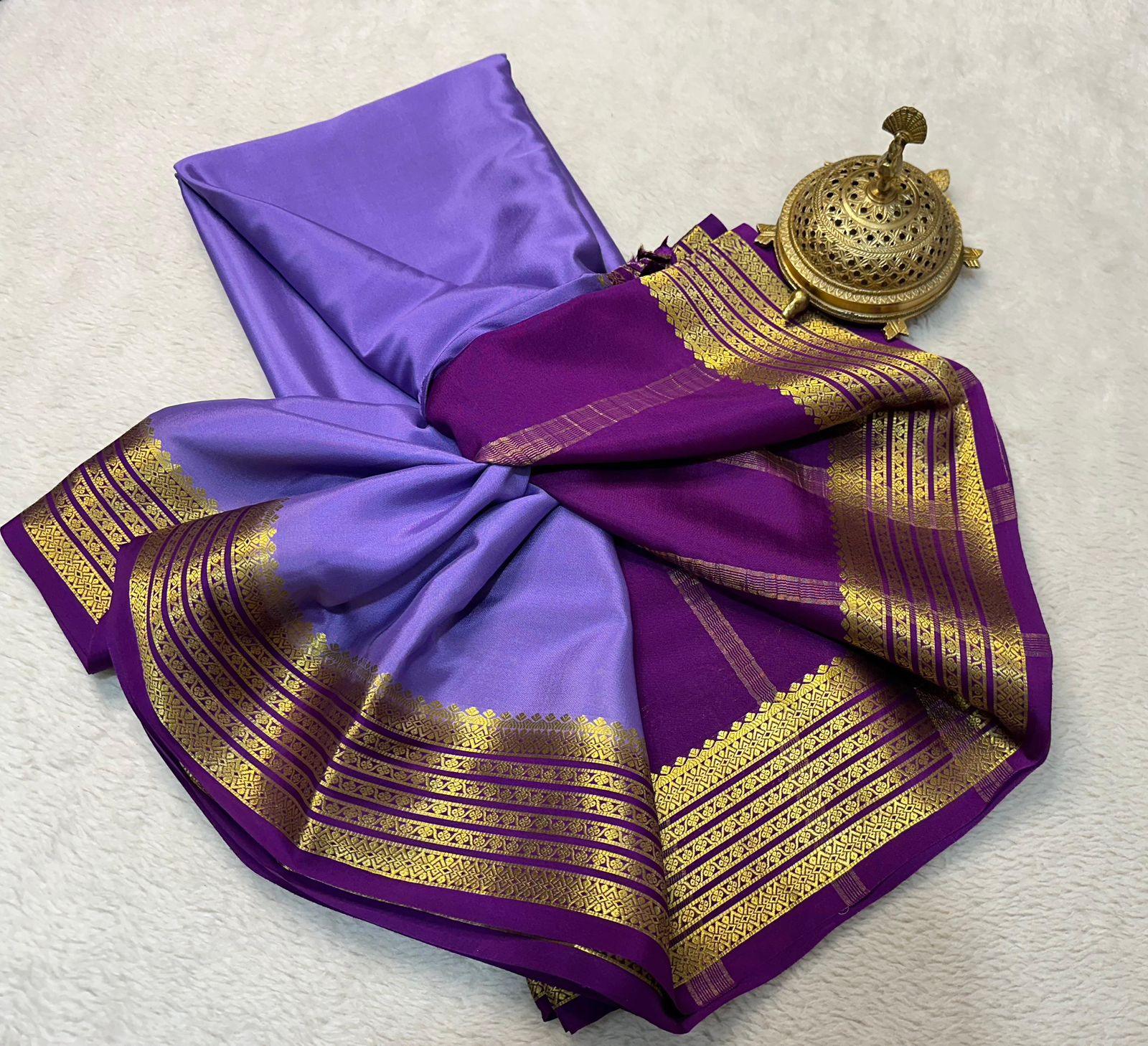 Lustrous Beauty: Pure Mysore Silk Saree with Artistic Zari Touch