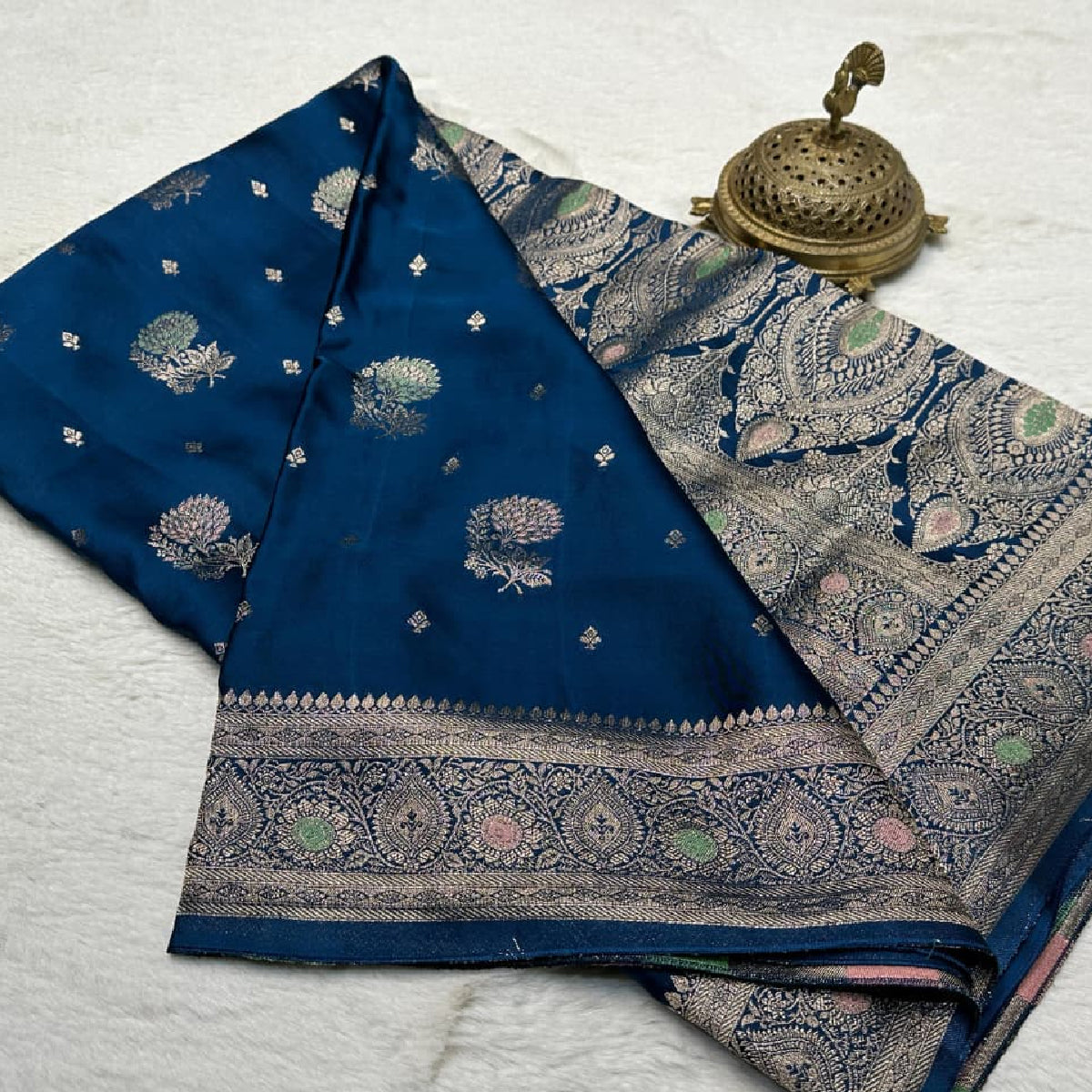 Royal Navy Blue Kanchipuram Soft Silk Saree with Heavy Zari Border