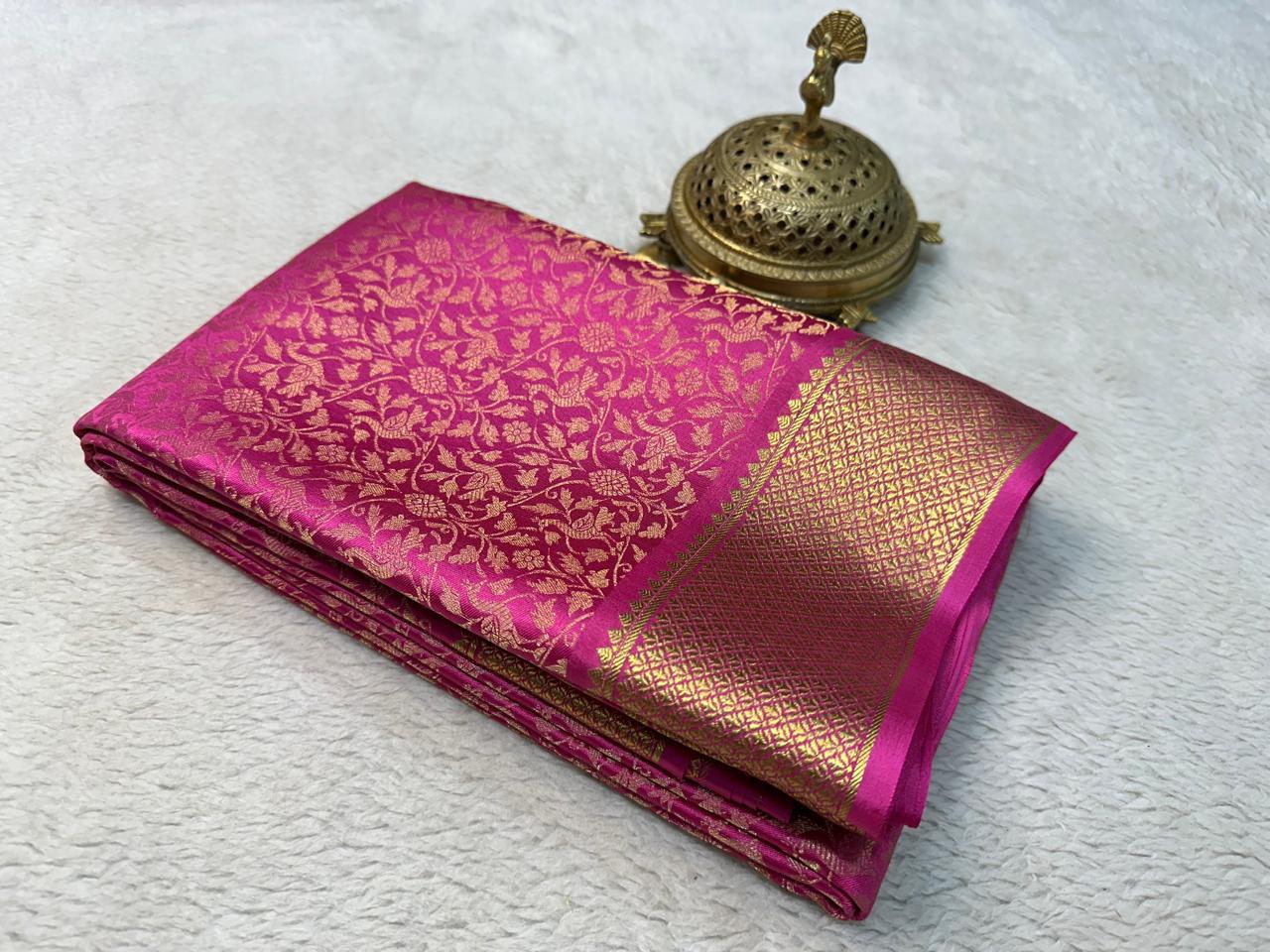 Classic Brocket Soft Silks: Woven Texture, Subtle Shine