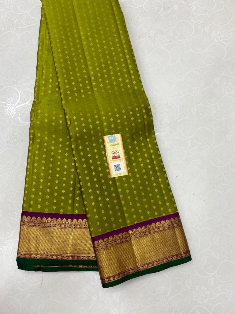 Crafted for Generations: The Grandeur of Handloom Butta