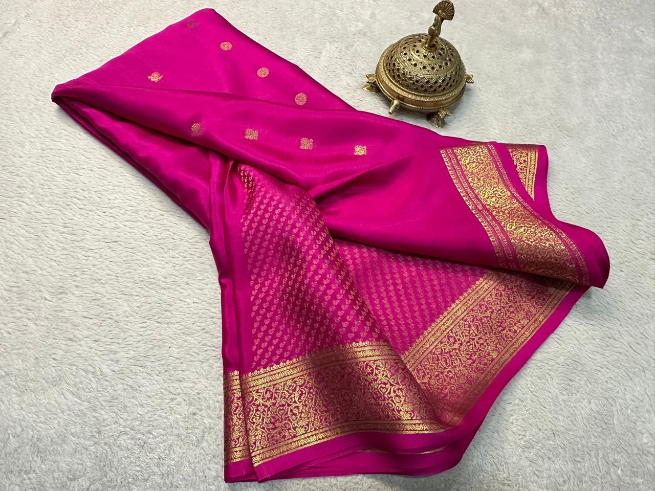 Statement Bridal Brocade Silk Saree – Vibrant Patterns, Magnificent Pallu