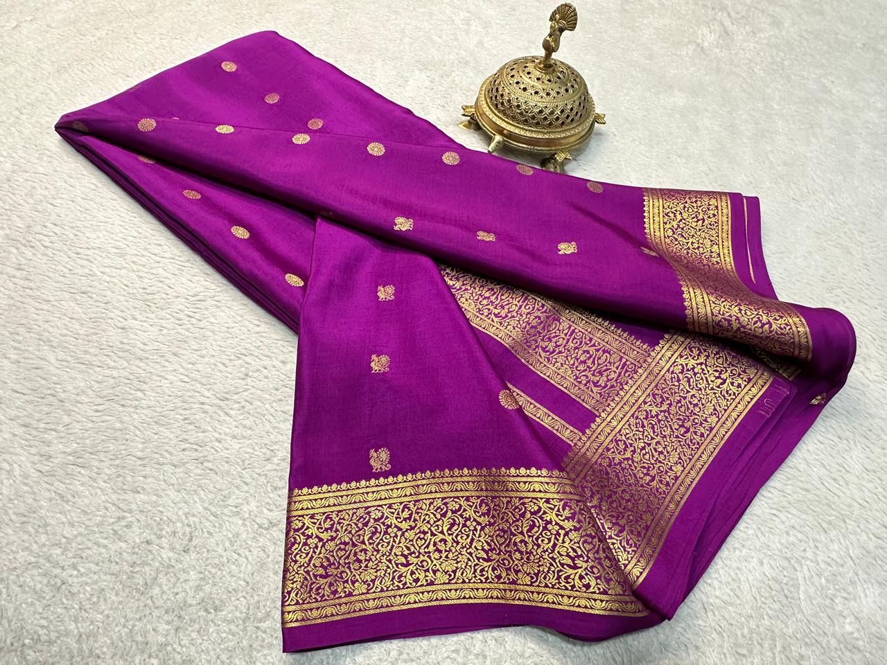 Statement Bridal Brocade Silk Saree – Vibrant Patterns, Magnificent Pallu