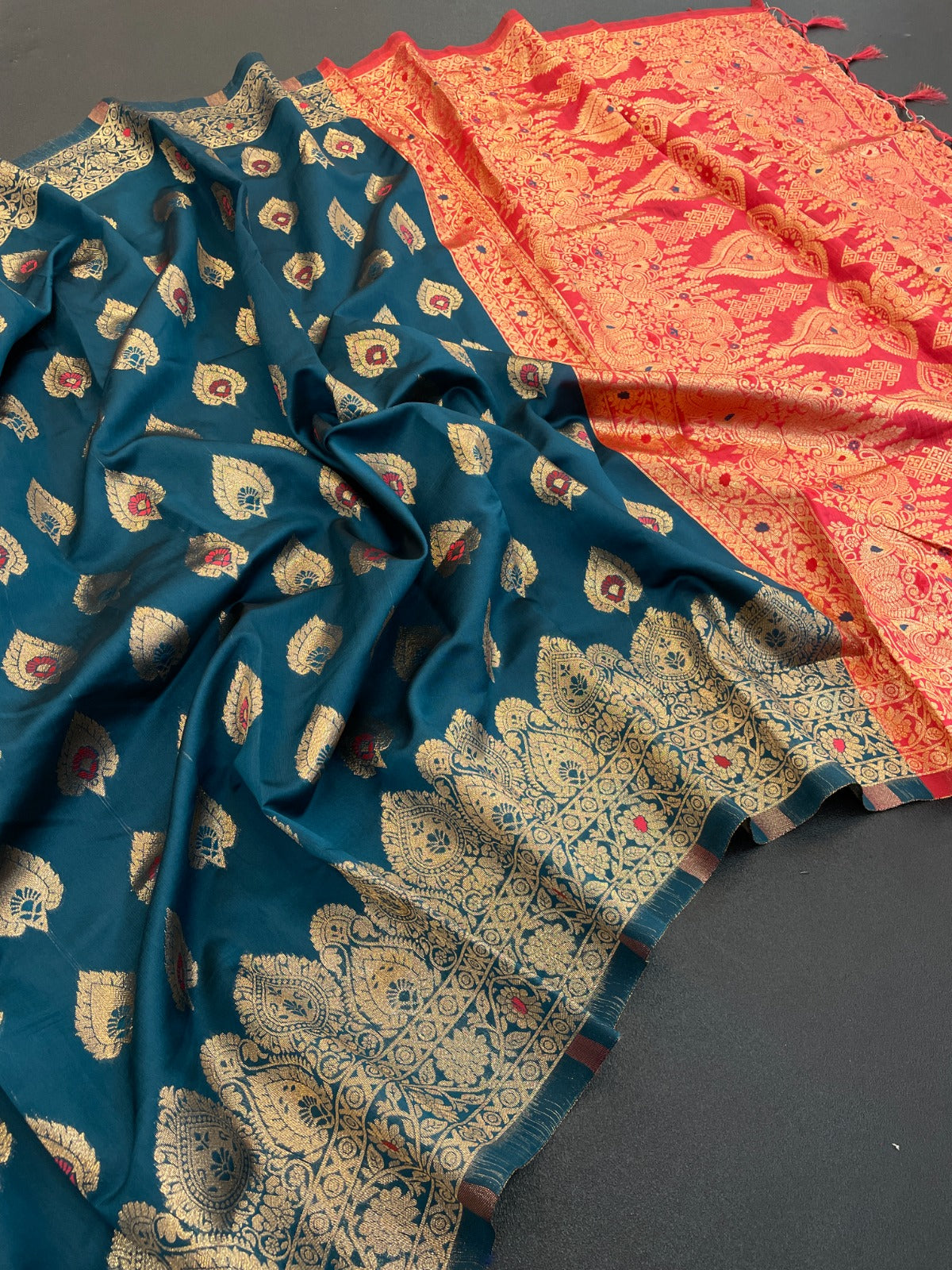 Handcrafted Banarasi Soft Silk Saree for Elegant Look