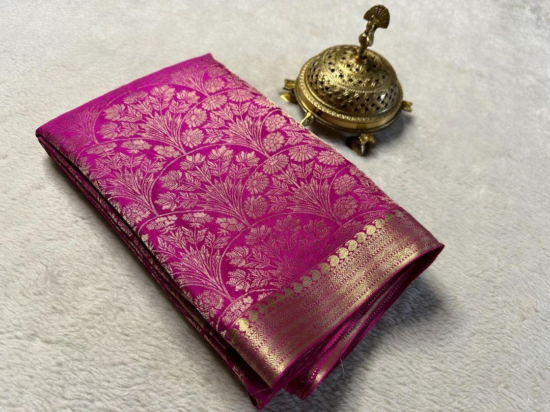 Fashion Meets Tradition: Shop Stunning Brocade Silk Sarees