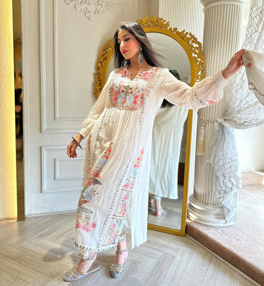 Pakistani kurta for girl best sale