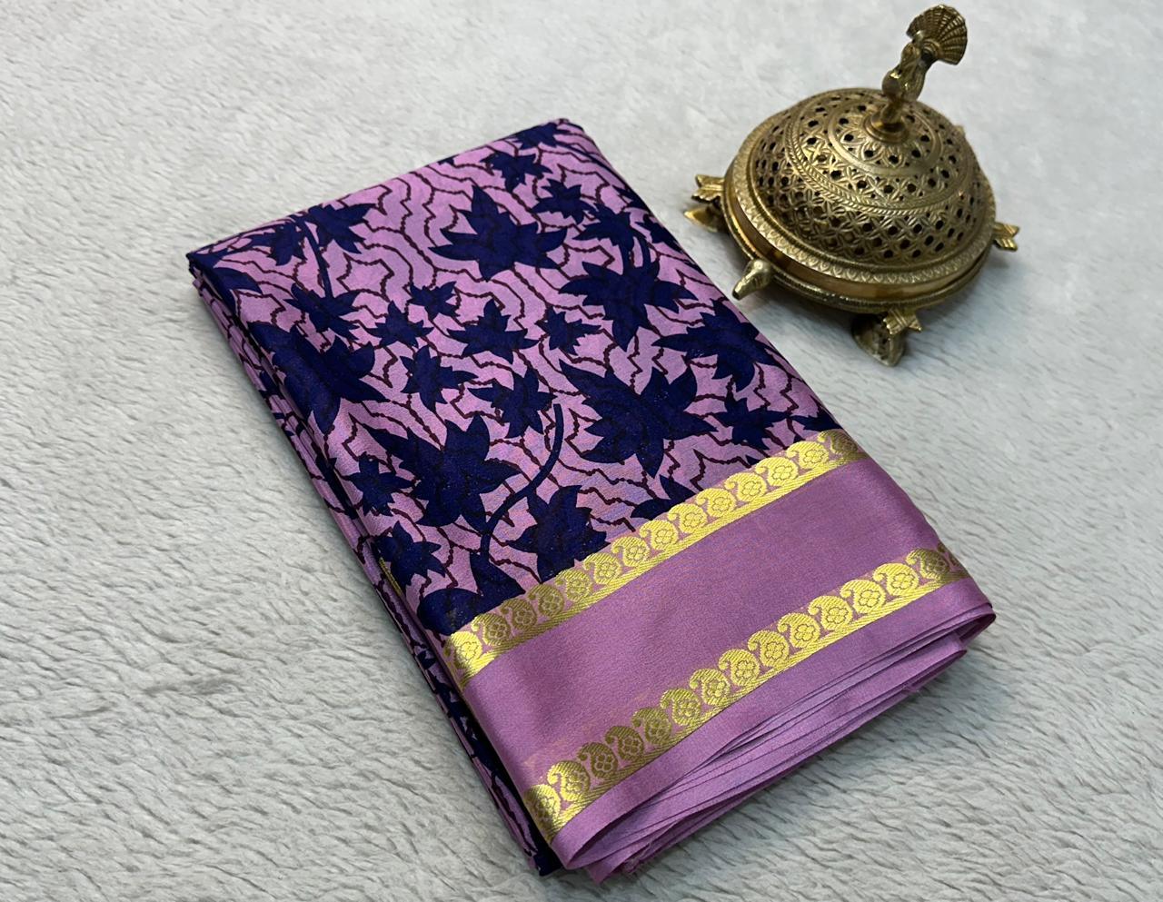 Floral Symphony: Elegant Silk Sarees with Patta Pallu & Plain Blouse