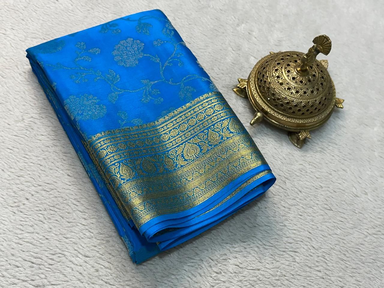 Elegance Redefined: Silk Brocade Saree with Exquisite Gold & Silver Zari Weaving