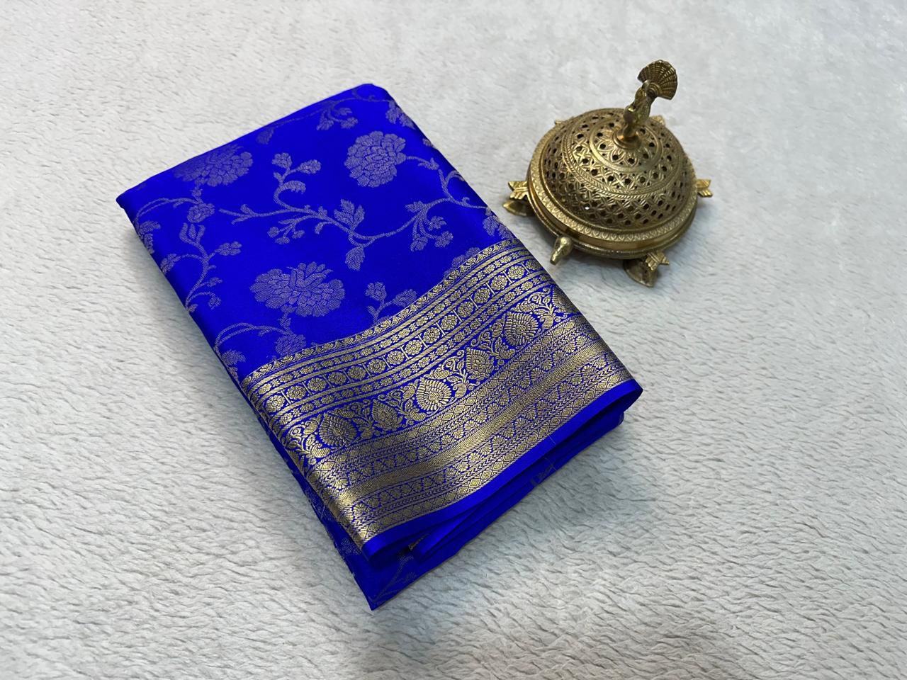 Elegance Redefined: Silk Brocade Saree with Exquisite Gold & Silver Zari Weaving