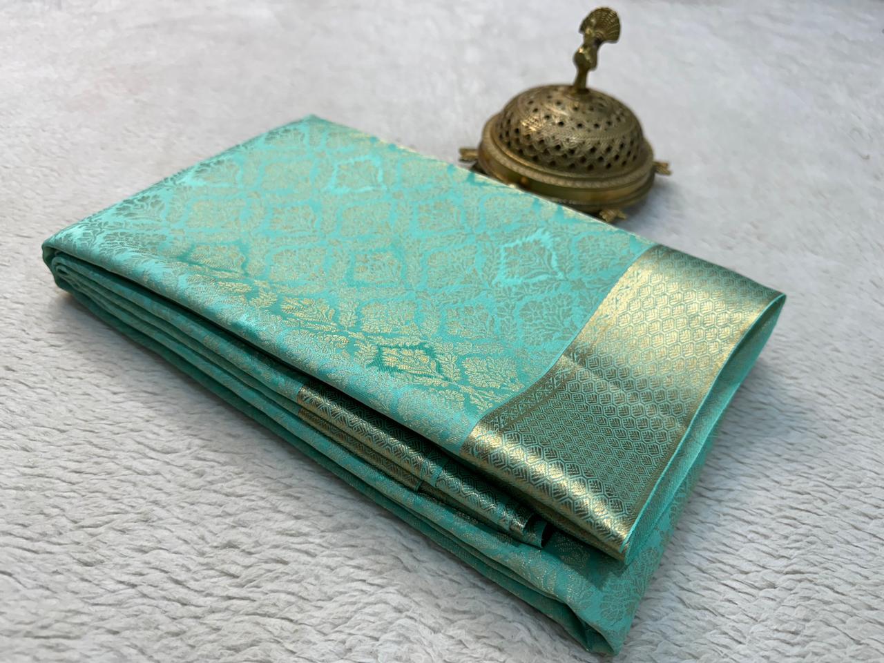 New Design Bridal Wear Silk Saree in Brocade Weave – Glamour Meets Grace