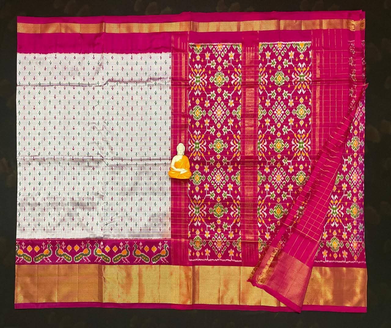 Ikkat Silk Cream Body With Border And Pallu Pink Sari