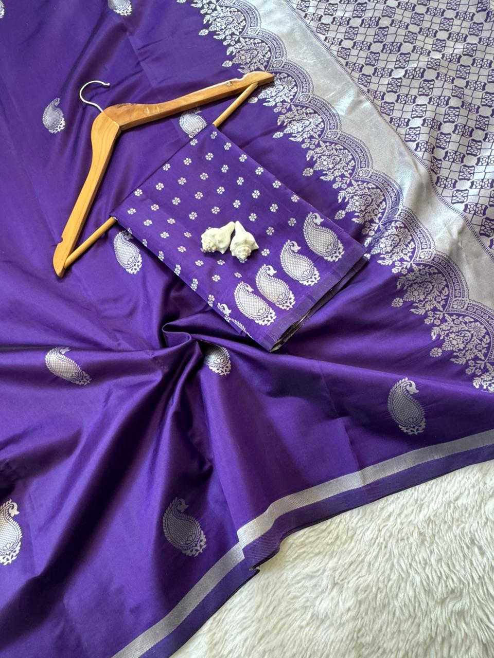 Blue Kanjivaram Silk Saree with Blouse for women