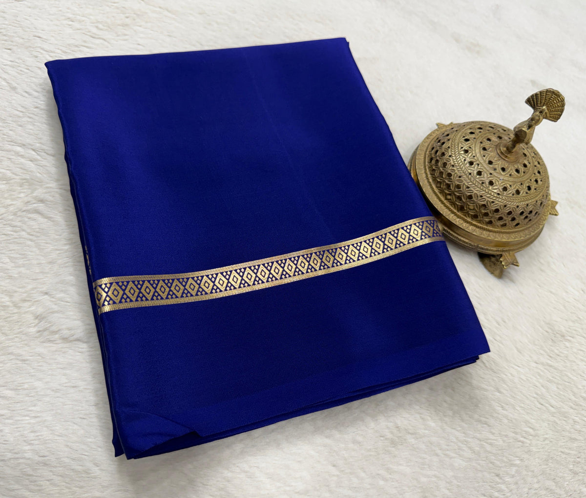 Pure Mysore Silk Sarees in Bentex gap border with small zari border
