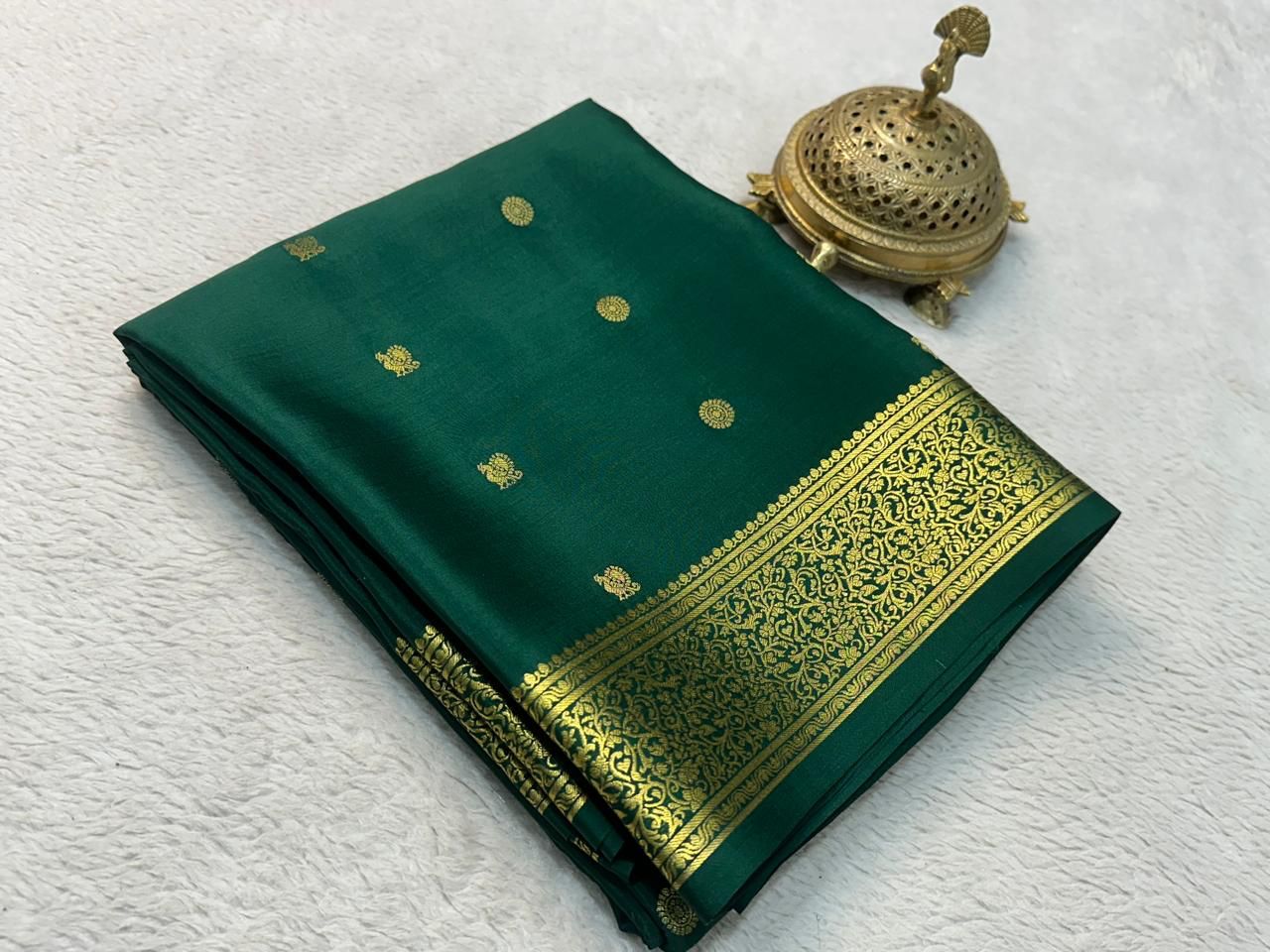 Statement Bridal Brocade Silk Saree – Vibrant Patterns, Magnificent Pallu