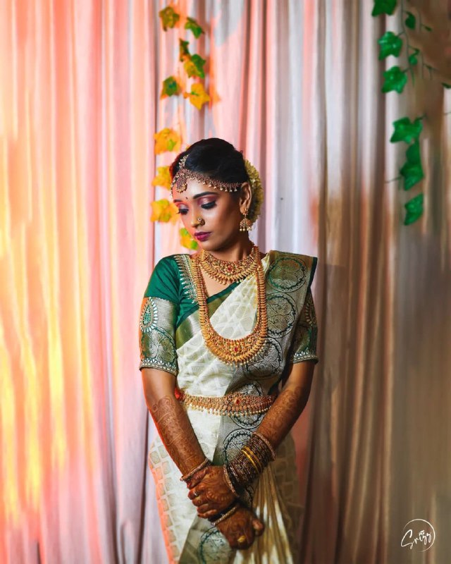 Traditional White Pure Silk Banarasi Saree - Kadwa Weaving Technique