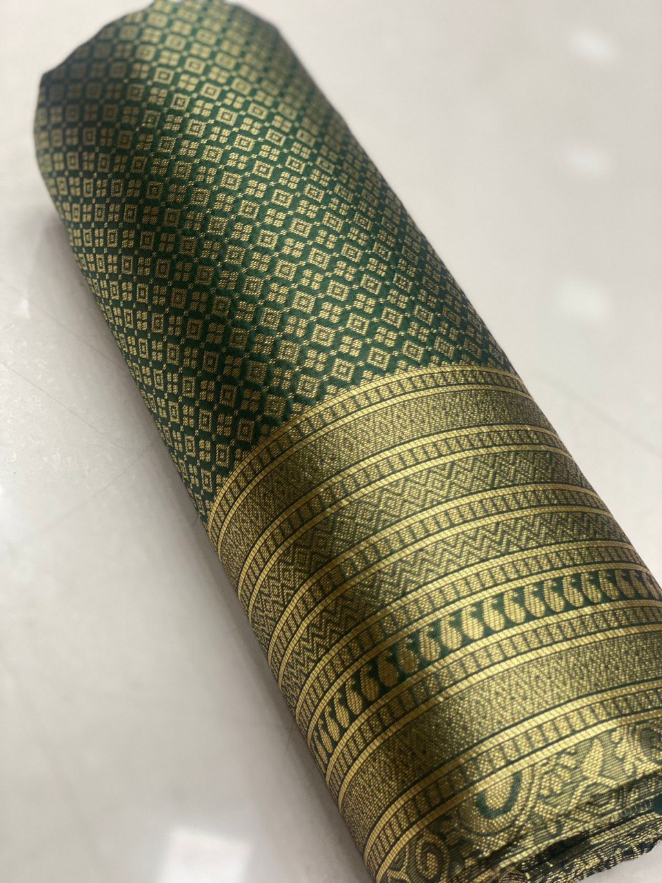 soft silk saree with jacquard waving work