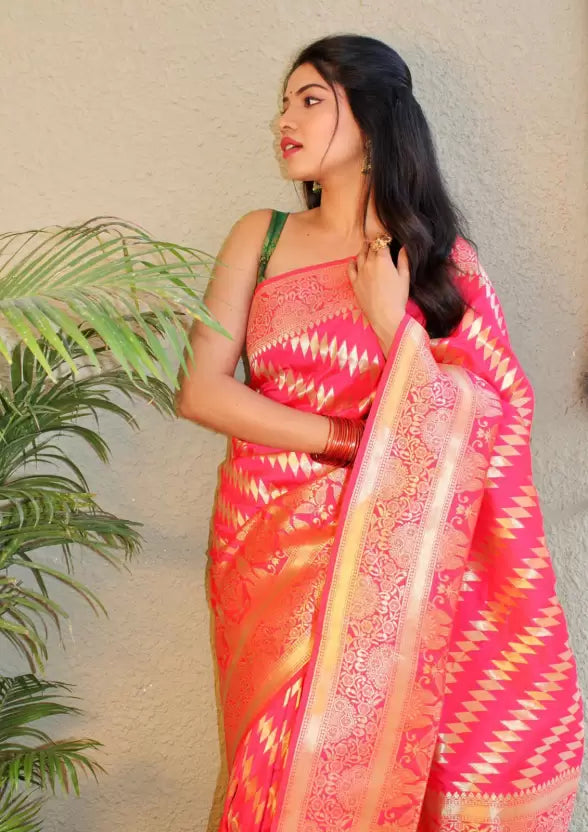 best jacquard self design saree