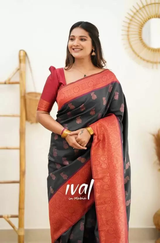 Chic Black Banarasi Saree with Zari Weaving Design for Special Occasions