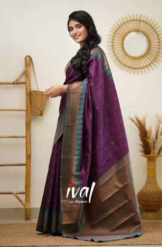 wedding saree in kanjivaram silk saree