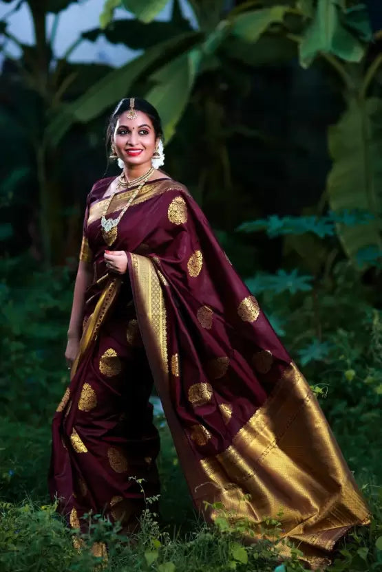 Casual Chic: Maroon Soft Silk Banarasi Cotton Saree, Perfect for Relaxed Outings and Everyday Elegance