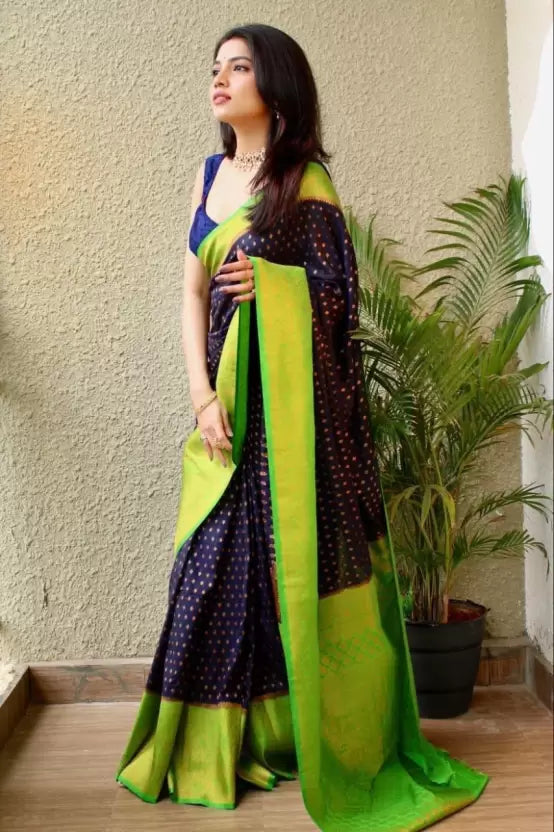 Woven Banarasi Jacquard Saree (Green)