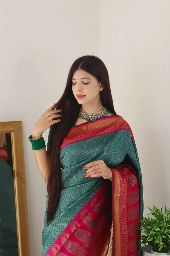 golden zari weaving kanjivaram silk saree for wedding