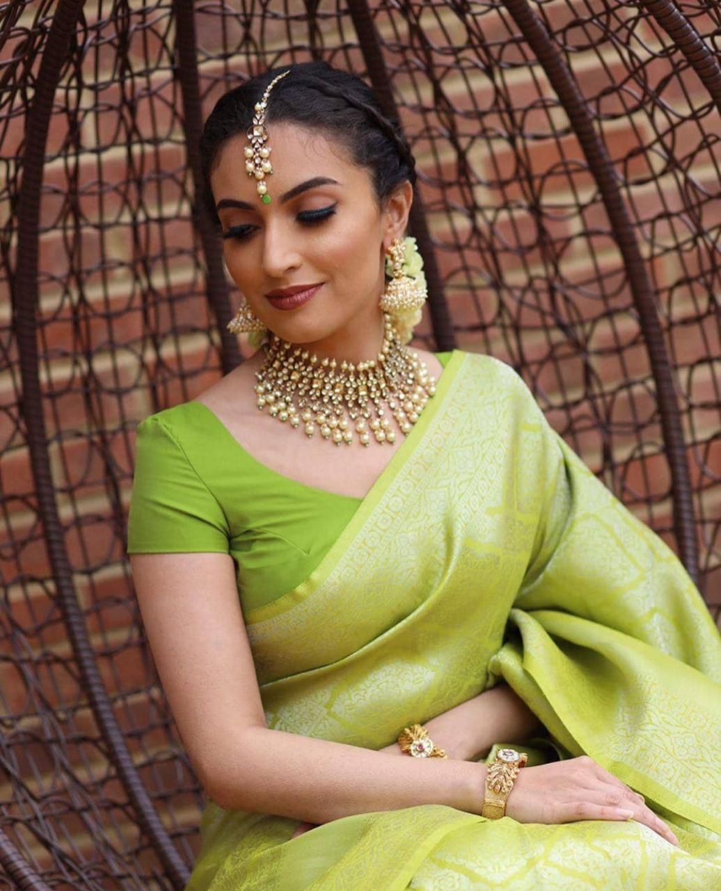 green zari weaving kanchipuram jacquard saree