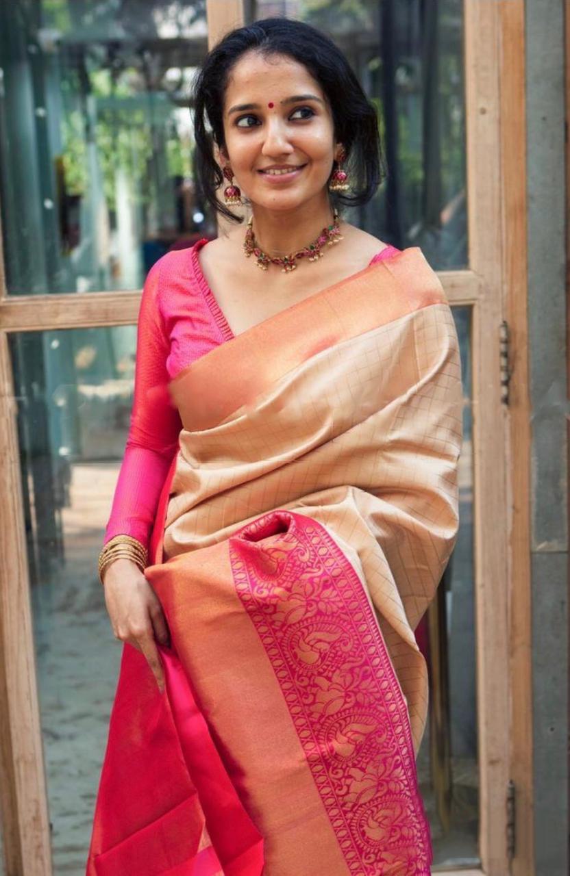 Timeless Cream Chex Zari Woven Banarasi Silk Saree, Exuding Grace and Sophistication