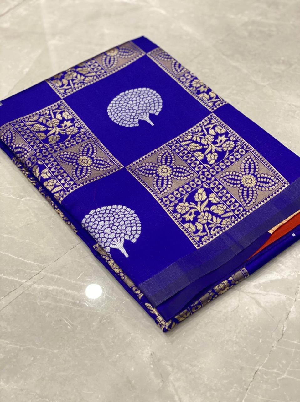 Graceful Soft Silk Saree Embellished with Intricate Jacquard Weave in Blue