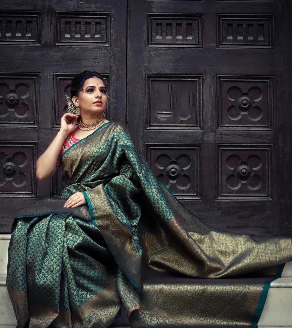 green color kanchipuram silk saree