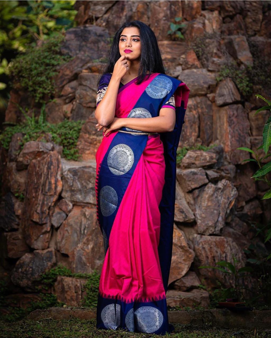 Radiant Pink Zari Woven Kanjivaram Pure Art Silk Saree: A Timeless Beauty