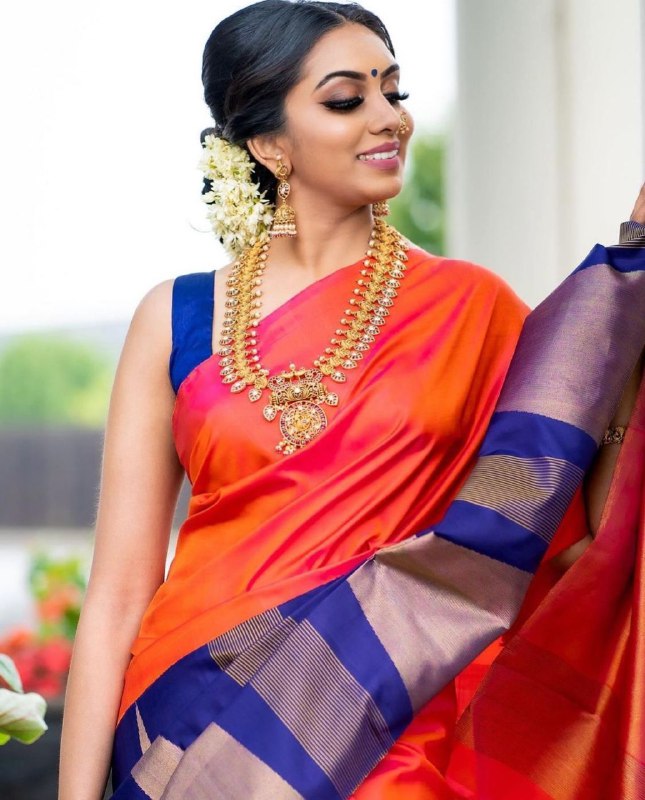 Daily Delight: Organic Banarasi Soft Silk Saree, Enhancing Your Wardrobe with Organic Comfort and Style