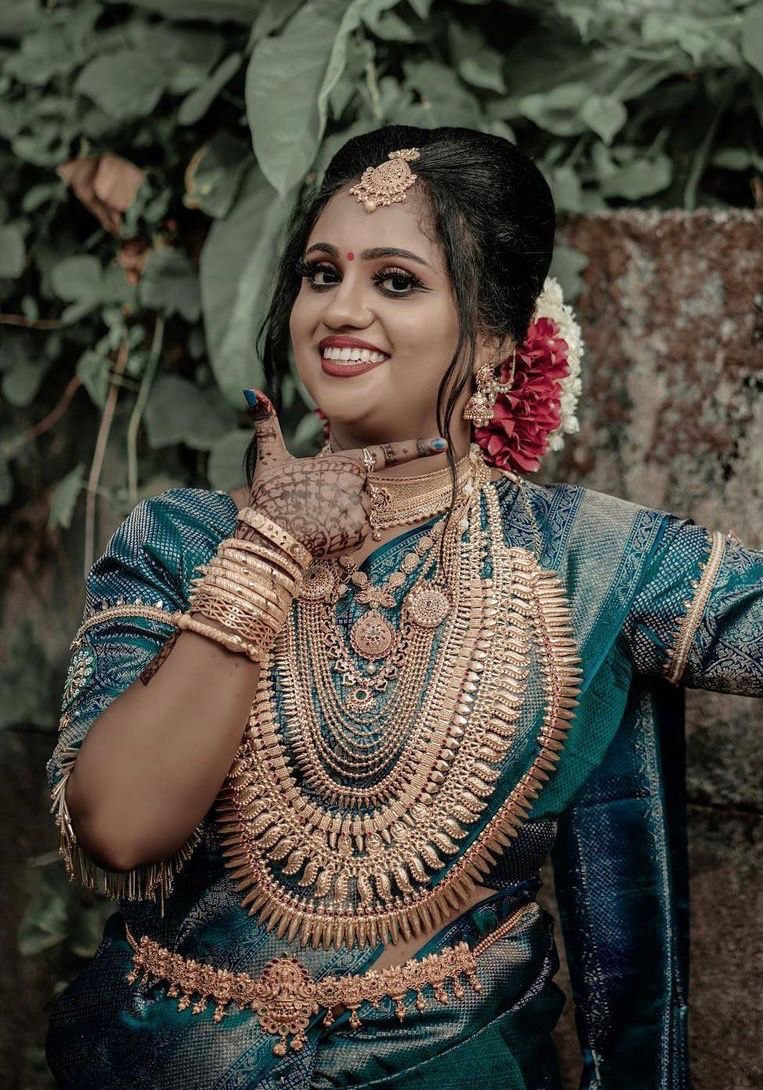 blue green women wedding saree