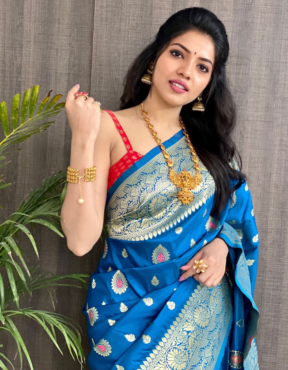 soft silk jacquard saree