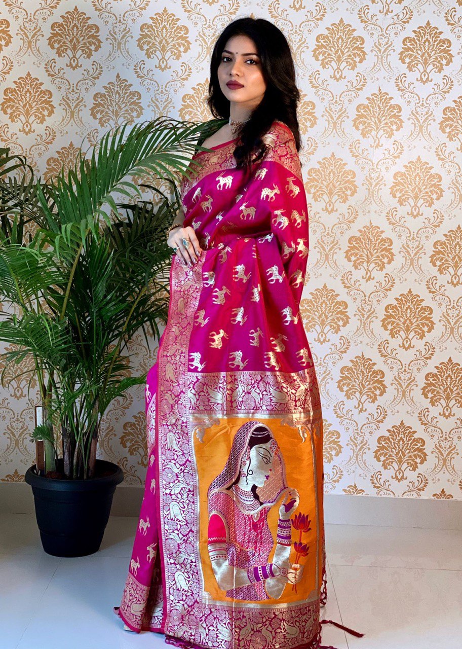 Jungle Glamour: Pink Animal Printed Banarasi Art Silk Saree, Elevating Your Look with Nature-Inspired Design