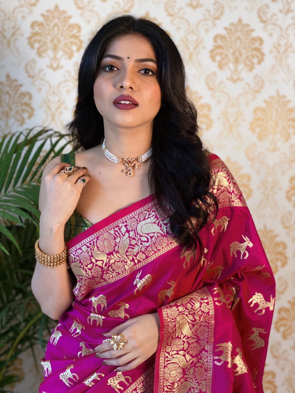 Exotic Charm: Pink Animal Printed Banarasi Art Silk Saree, Adding a Touch of Wilderness to Your Wardrobe