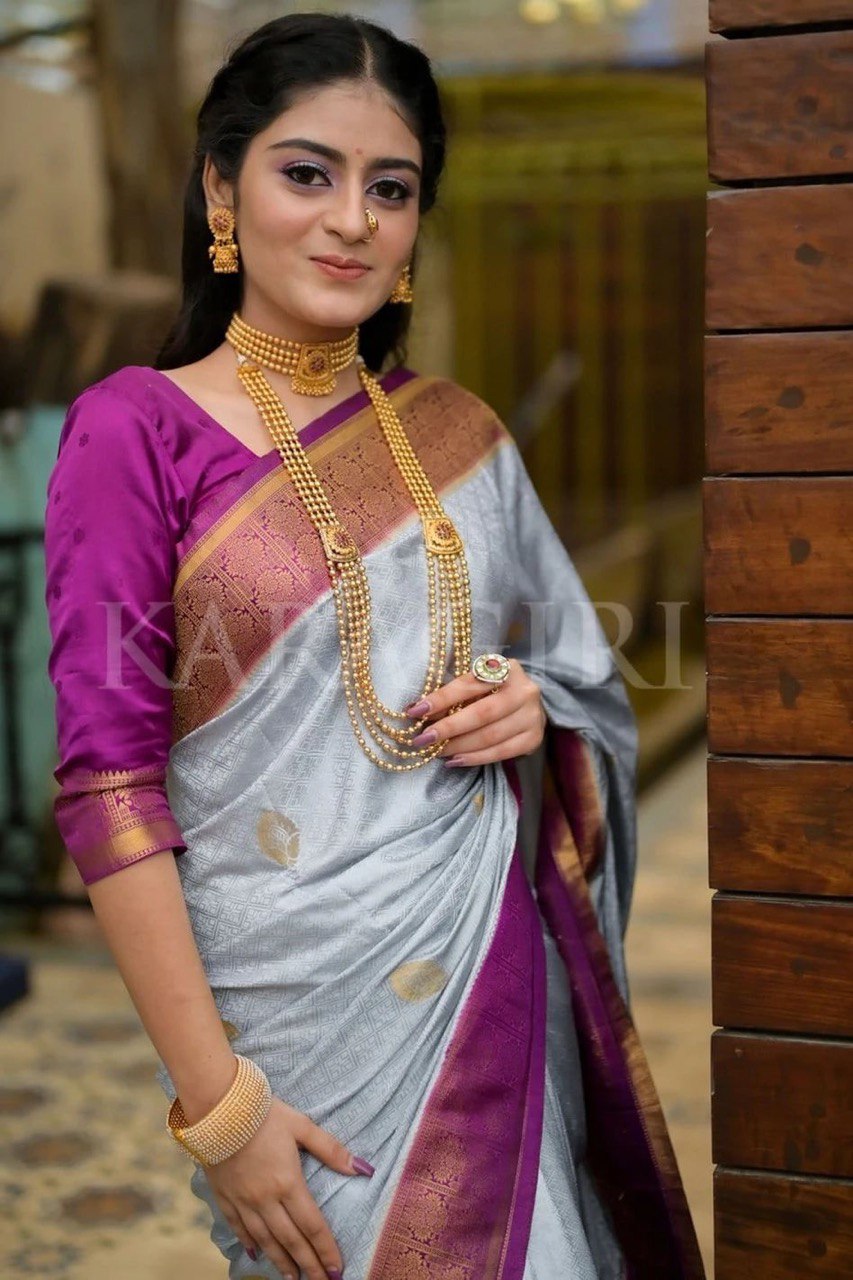 zari woven soft silk saree for wedding