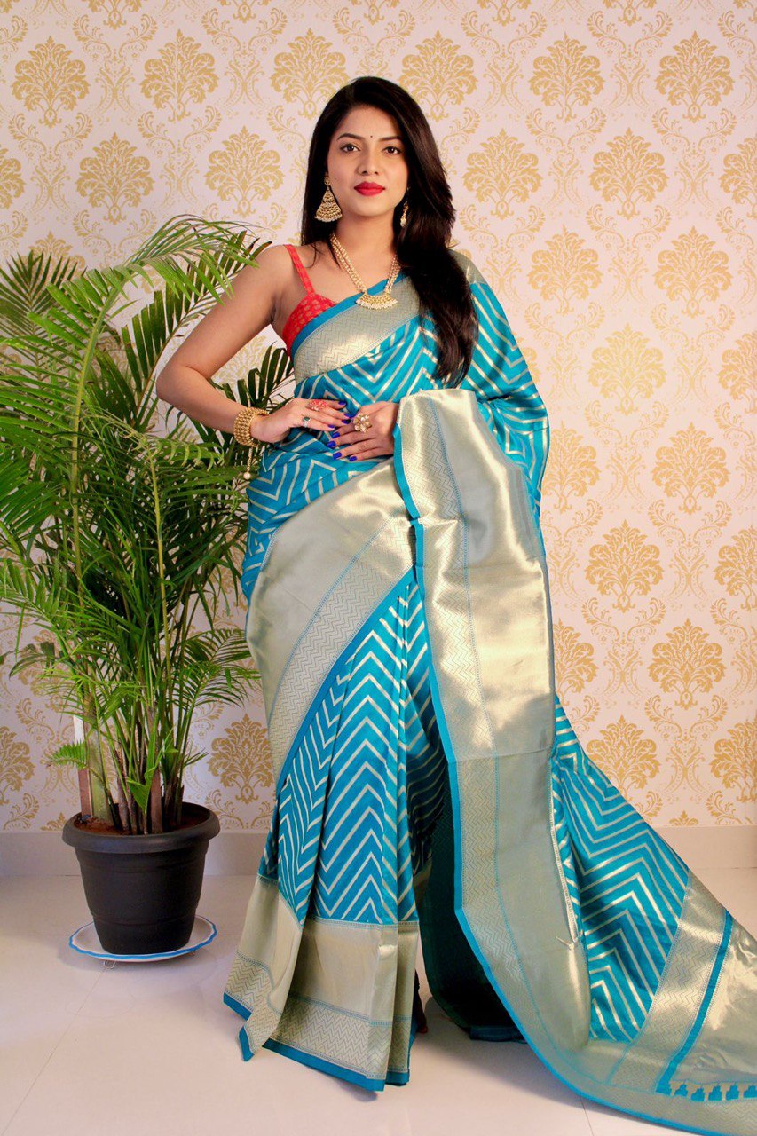Golden Zari Woven Design Paithani Pure Silk Saree for Wedding - Vootbuy