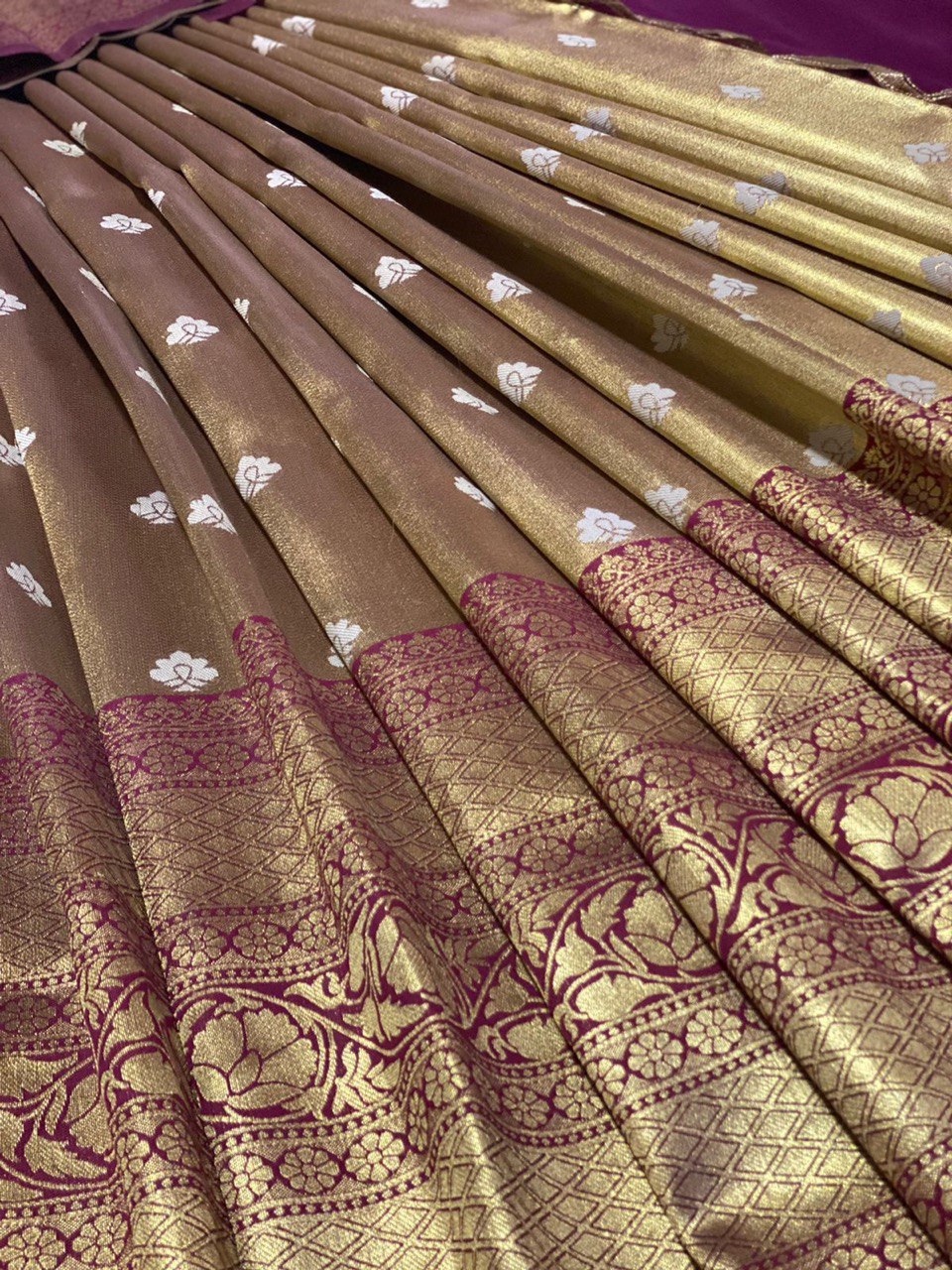 zari weaving organza silk saree
