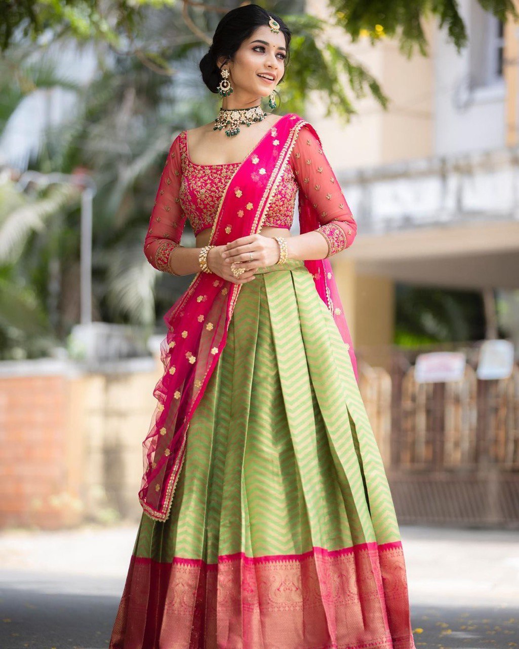Elegant Pink & Green Kanjivaram Pure Silk Saree Set with Dupatta