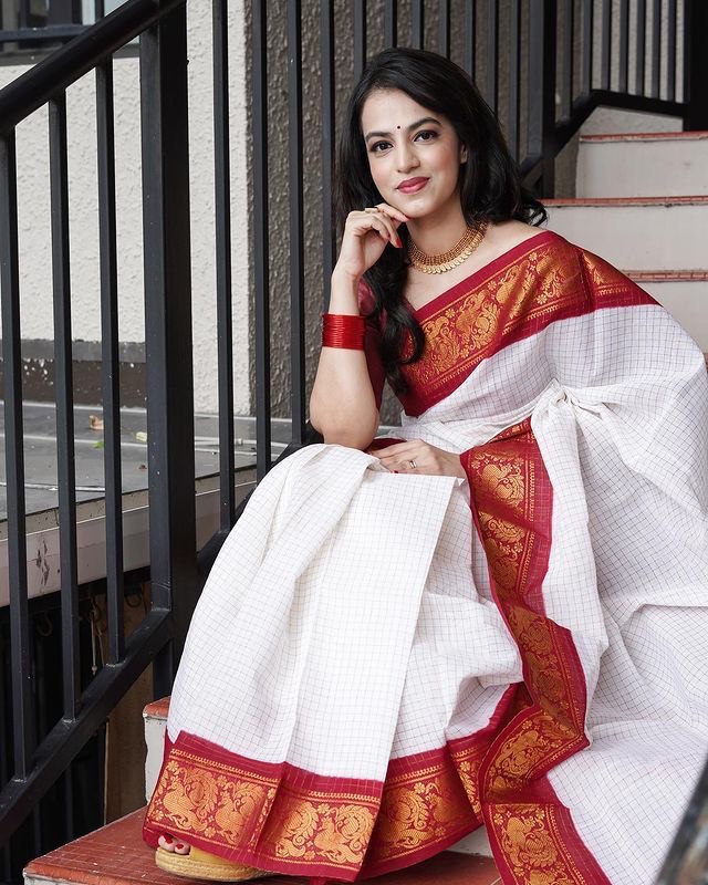 red banarasi soft lichi silk saree