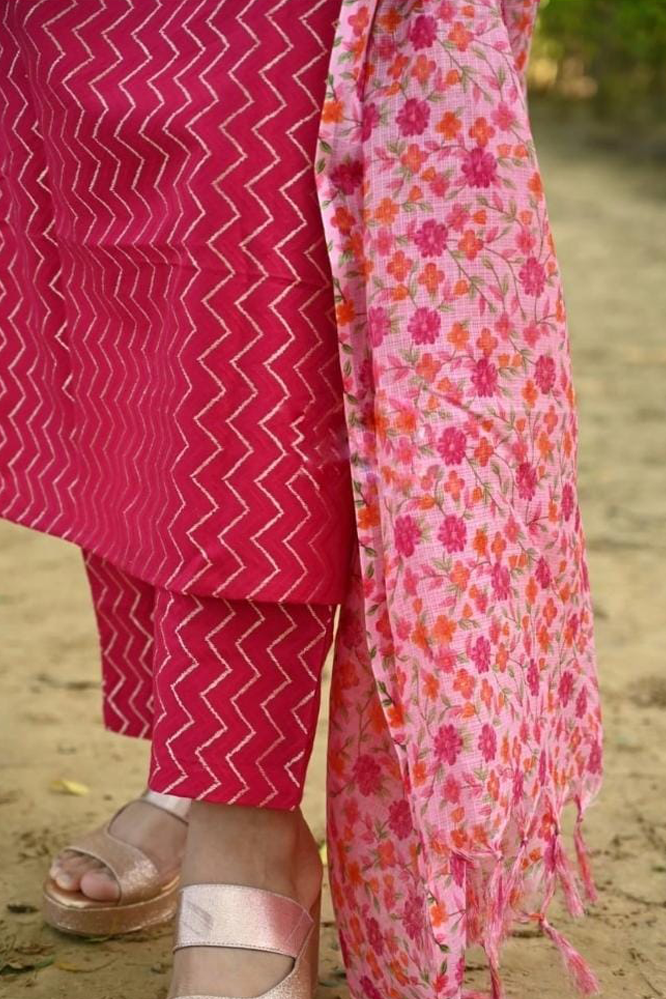 Pink Color Women Pure Cotton Kurta, Pyjama & Dupatta Set