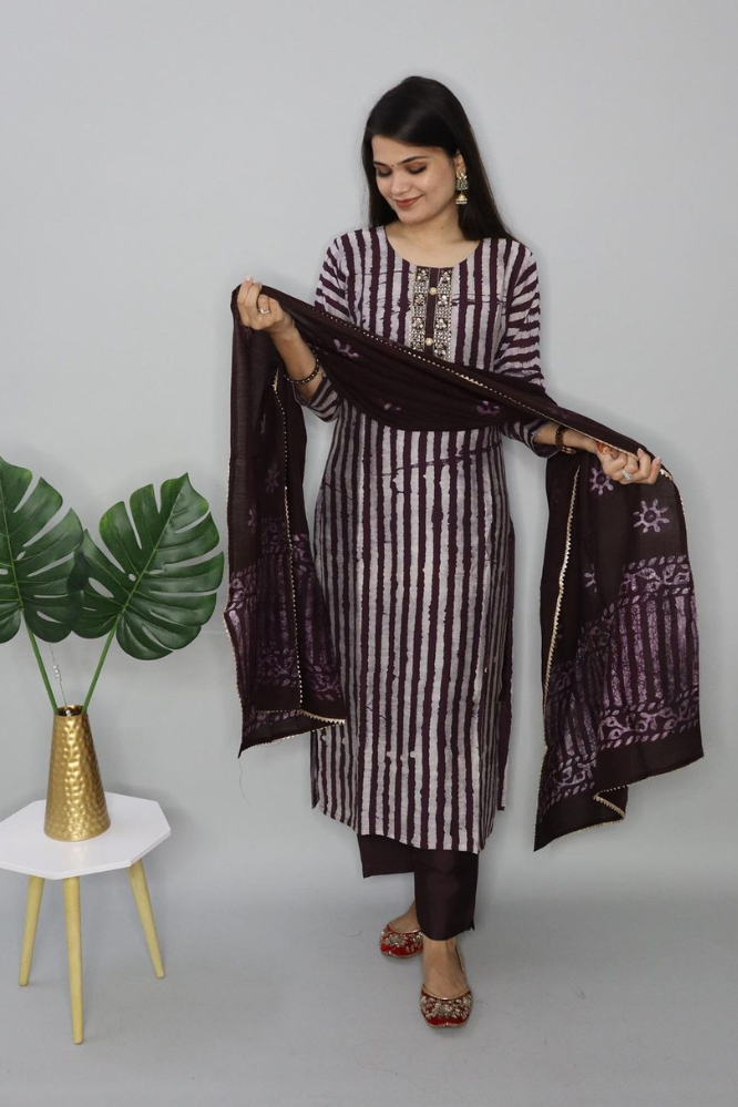 maroon batik print suit pants and chanderi dupatta