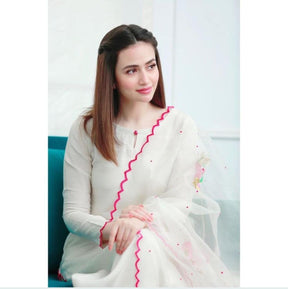 Off-White Poly Silk Kurta With Pant And Dupatta