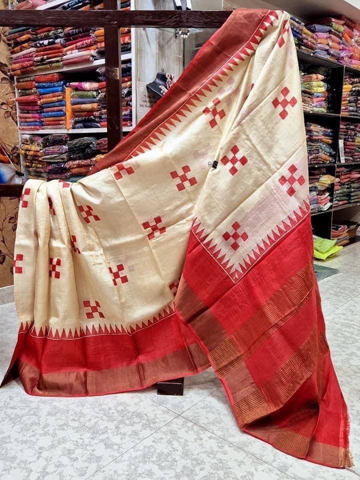 Timeless Beauty: Tussar Handprint Sarees Adorned with Kanchi Pallu in Red