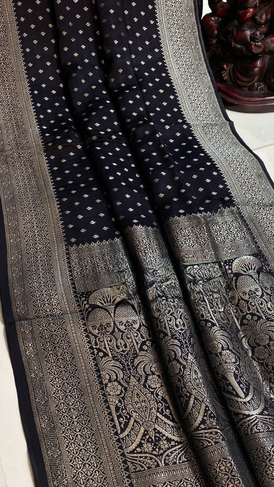 Light weight pure mashrow silk along with beautiful  weaving