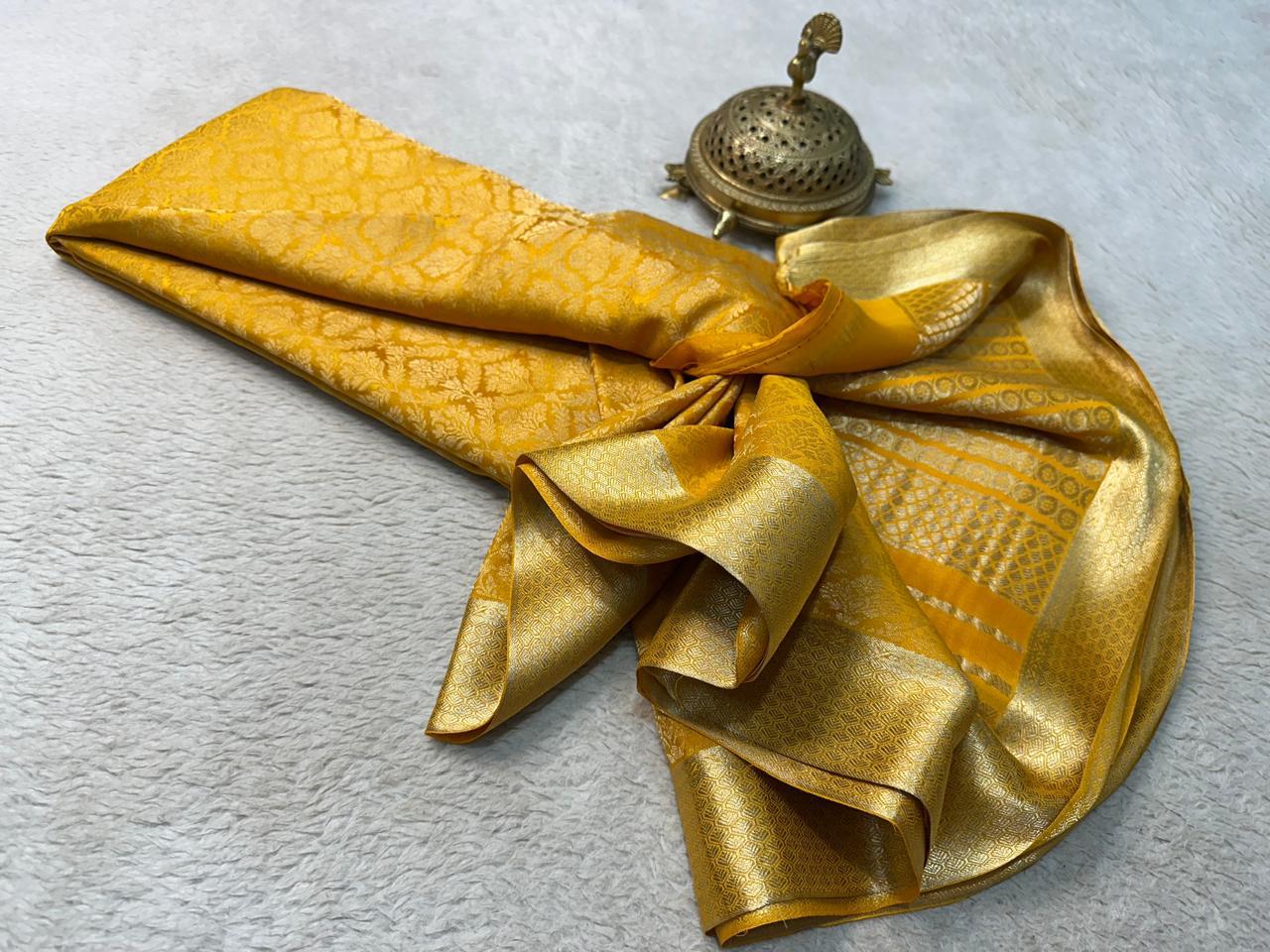 New Design Bridal Wear Silk Saree in Brocade Weave – Glamour Meets Grace