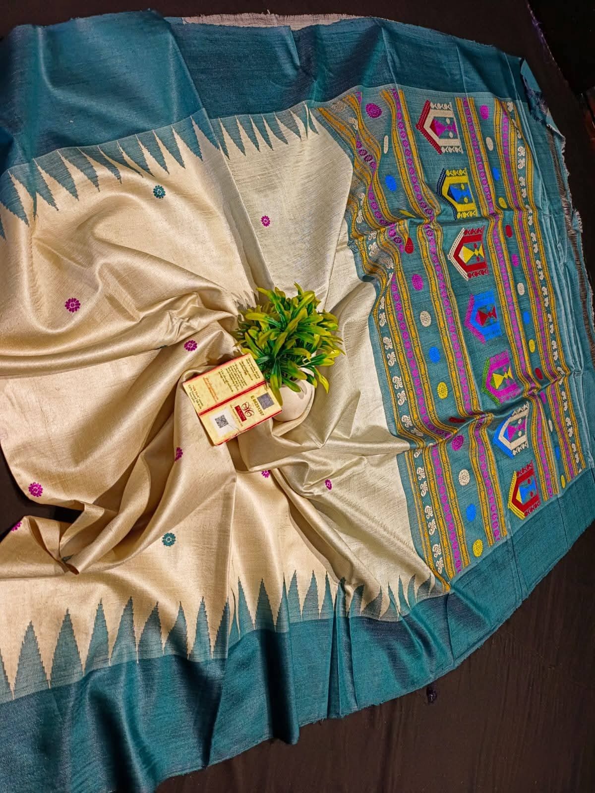 Handloom Pure Tussar Silk Saree with Dolabedi Pallu