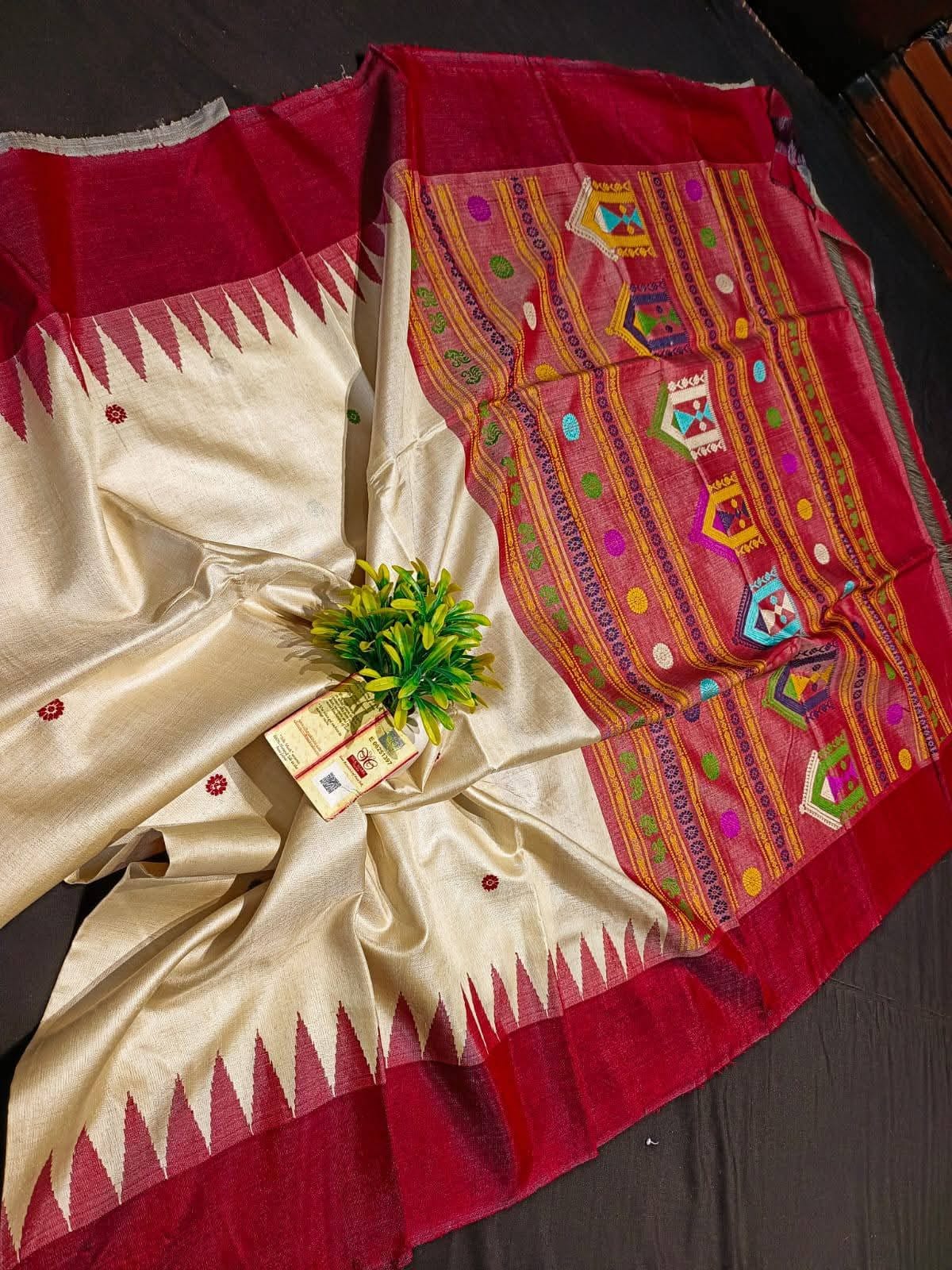 Authentic Handloom Pure Tussar Silk Saree with Dolabedi Pallu