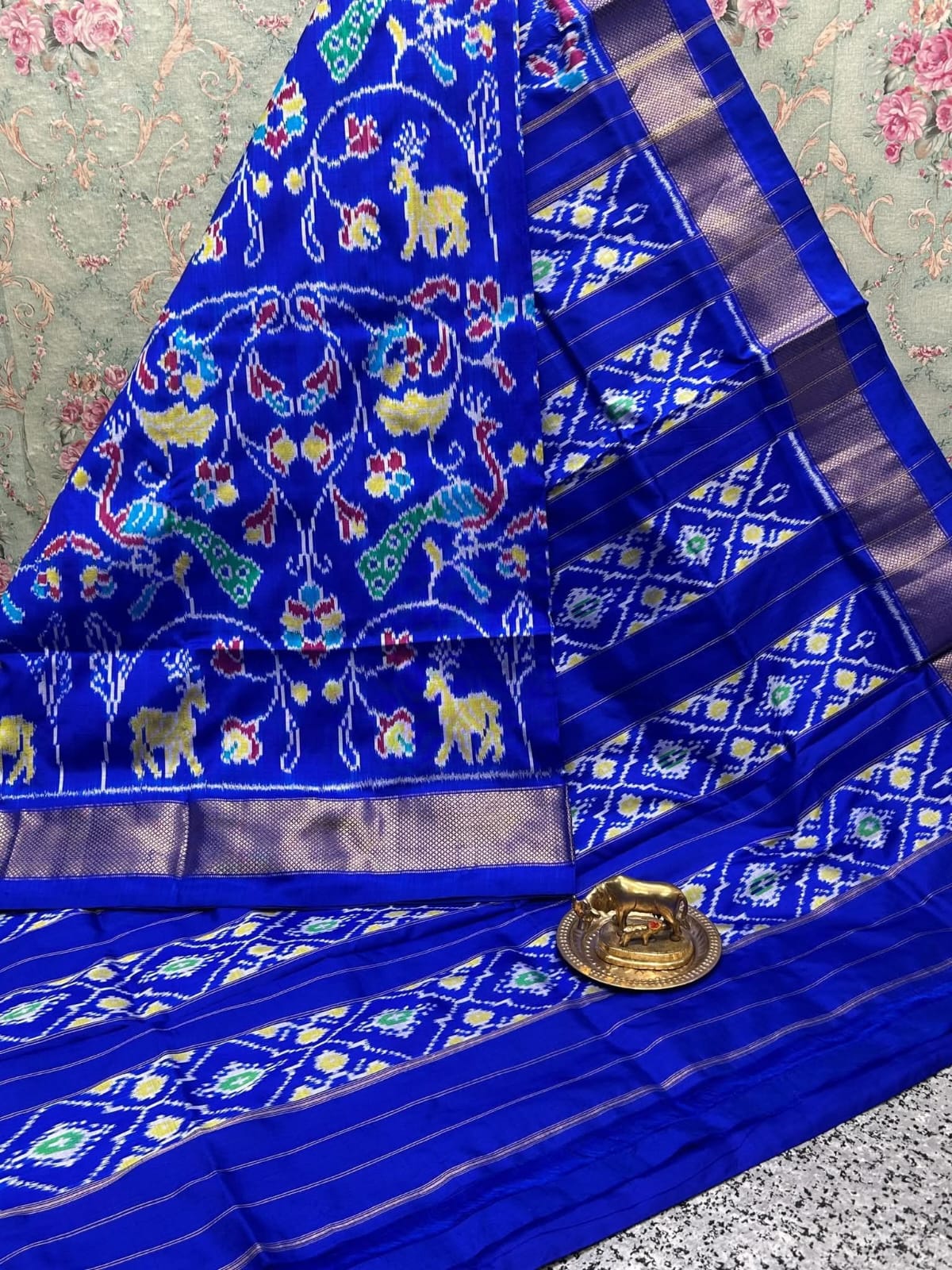 Ikat Silk Saree Blue and Grey Color Saree with Kanchi Border